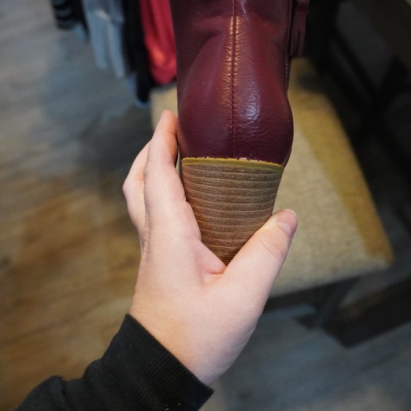 Women's Ankle Boots w/ Zipper - Size 7.5 - Picture 13 of 13